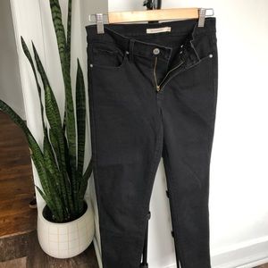 Levi’s 311 Shaping Skinny Black Jeans NWOT